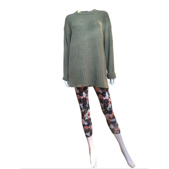 Zara Light Green Women’s Oversized Crewneck Sweater, NWOT, S - Picture 6 of 10